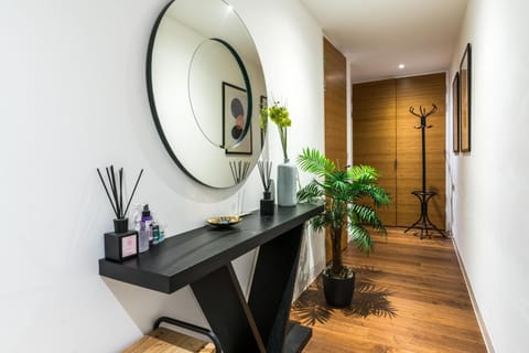 Apartment (2 Bedrooms) | 2 bedrooms, bed sheets