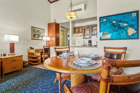 Condo, 1 Bedroom | Dining
