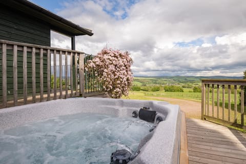 The Hot tub at The Lodge airhouses