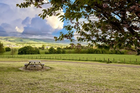 Picnic spots at airhouses