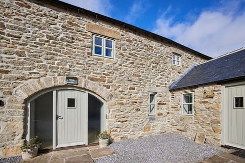 Mill, Ruffside - Host & Stay