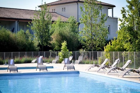 Holiday Home Swimming Pool