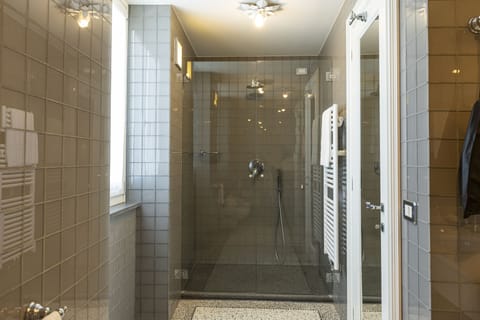 Superior Double Room, 1 King Bed, Terrace, Sea View | Bathroom | Shower, rainfall showerhead, hair dryer, bathrobes