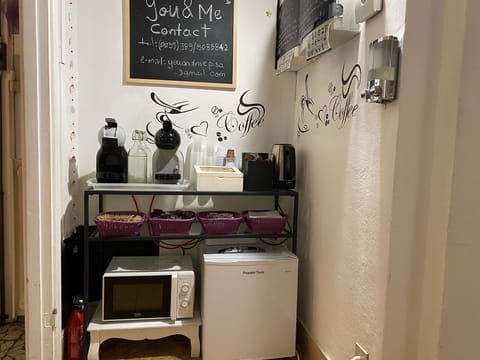 Double Room, Shared Bathroom (Balcony) | Down comforters, desk, free WiFi, bed sheets