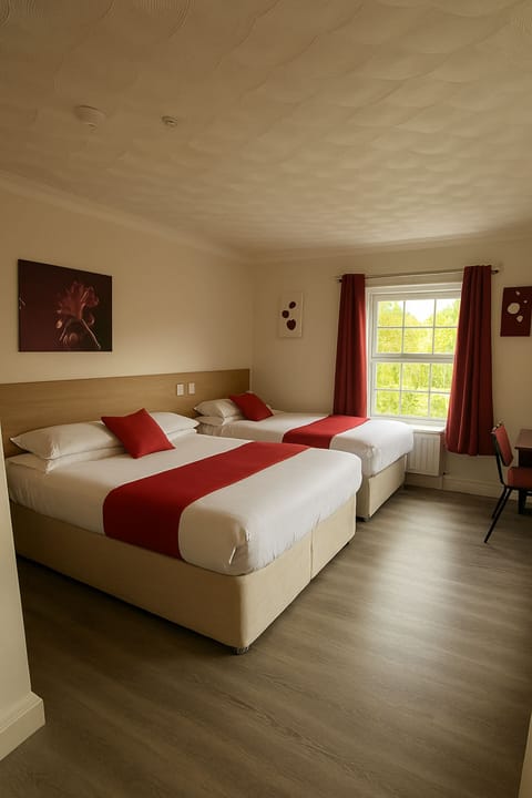 Family Triple Room | Desk, iron/ironing board, free WiFi