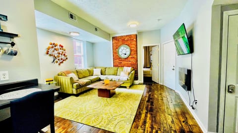 This one bedroom is located on the bottom floor of a two unit home. 