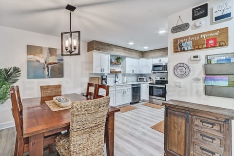 Dining Area/Kitchen