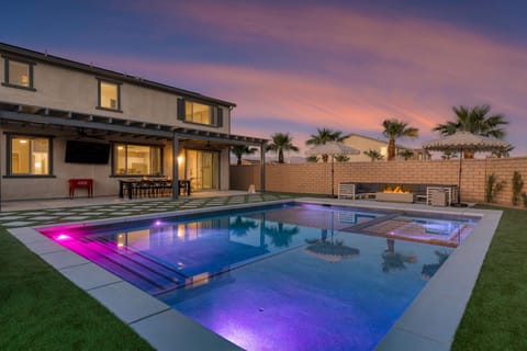 7-minute drive to Empire Polo Club and the Coachella festival grounds.
