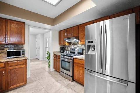 Kitchen with gas range