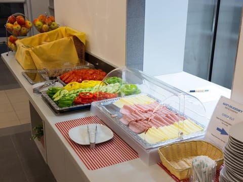 Daily buffet breakfast for a fee