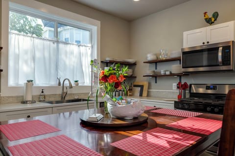 Kitchen island/table with snacks