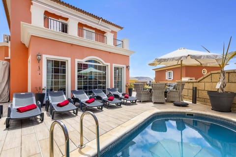 Villa Paris image