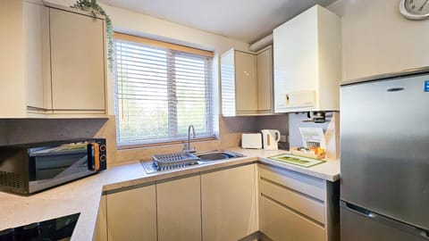 Sea Breeze Apt 2 - 2 Bedroom - Horton Beach (9461)