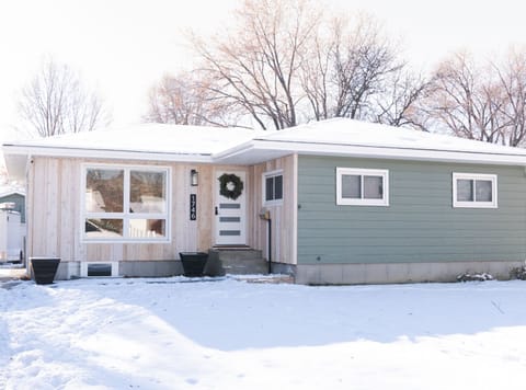 Cozy wintertime home with all the essentials.
