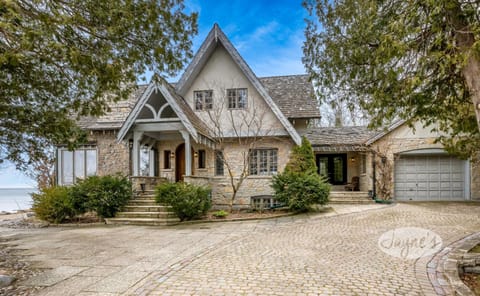 Sandybeach Cottage