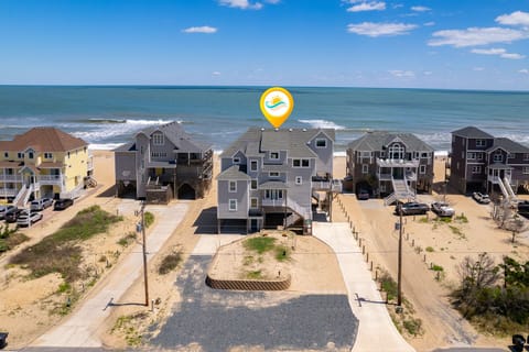 With 8 Bedrooms, 8 Full Bathrooms, and 2 Half Bathrooms, Groovin' has everything you and your family could possibly need during your stay.