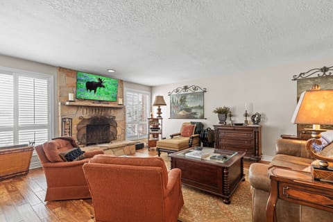 Vacation Rentals in Park City at Park West Village 1700: Living Room area