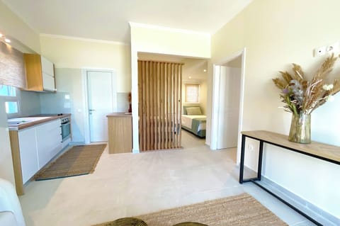 Apartment, 2 Bedrooms, Smoking, Balcony | Interior