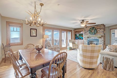 Dining Room--- Open Floor Plan, Mountain Views