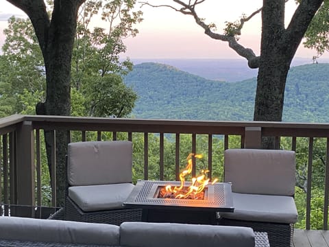 Fire Pit Table