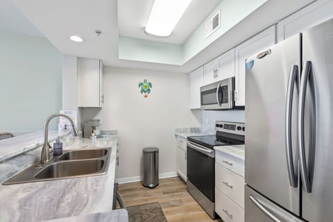 Well-stocked kitchen with all the essentials.