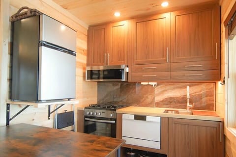 Whip your favorite meal, or sit and chat with the cook