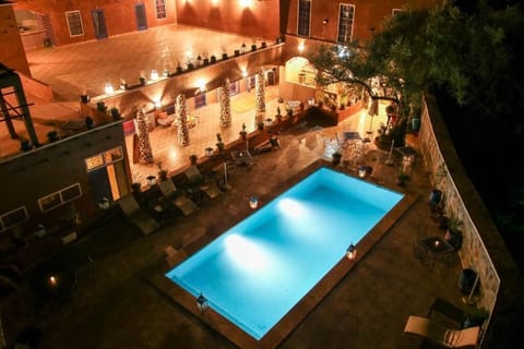 Indoor pool, outdoor pool