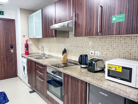 Comfort Studio | Egyptian cotton sheets, premium bedding, down comforters