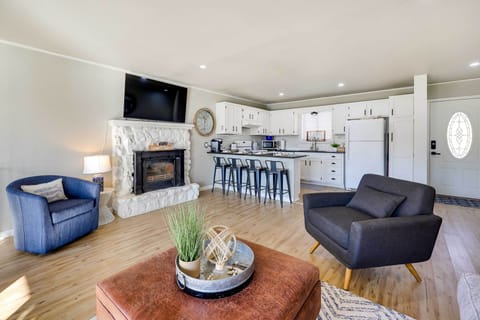 Jay Vacation Rental | 4BR | 2BA | 1,650 Sq Ft | Stairs Required for Access