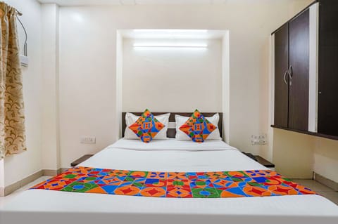 Deluxe Room | Egyptian cotton sheets, premium bedding, in-room safe, free WiFi