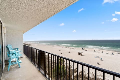 Balcony looking over the gulf