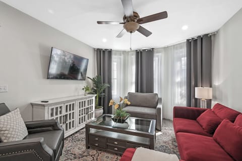 75 print 127Selwyn Units1 3 016