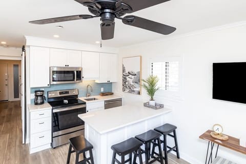 Beautifully renovated kitchen ready for your use.