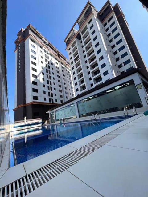 Apartment | Pool | Outdoor pool