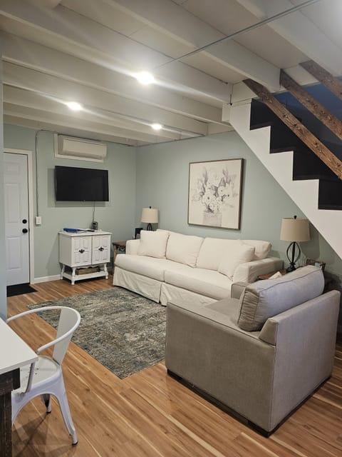 Living room, located downstairs