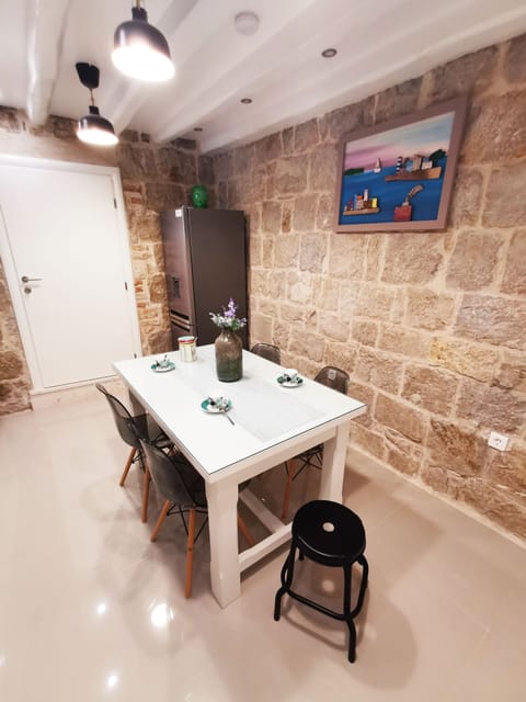 City Villa, 3 Bedrooms, Kitchen | Dining room