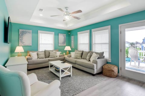 Crystal Beach Vacation Rental | 3BR | 2BA | Stairs Required | 1,275 Sq Ft