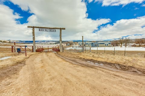 Tierra Amarilla Vacation Rental | 2,200 Sq Ft | 4BR | 2BA | 2 Steps Required