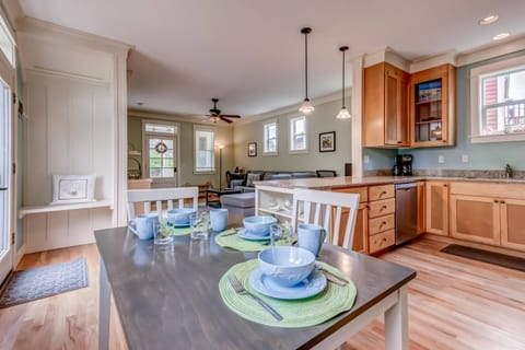 "It was in a great location and offered wonderful peaceful space. We loved the pool. The kitchen space was wonderful." - Sara