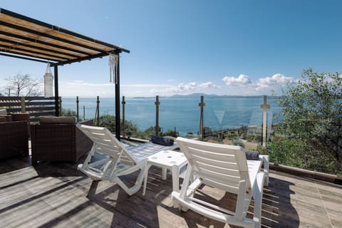 Deluxe House, 2 Bedrooms, Sea View | Terrace/patio