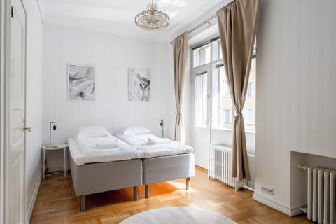 Exclusive Apartment | 2 bedrooms, hypo-allergenic bedding, individually decorated