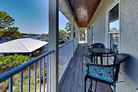 Condo, 1 Queen Bed, Balcony (#214E) | Property grounds