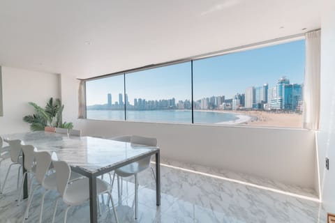 Family Condo, 3 Bedrooms, Ocean View, Beachside | View from room