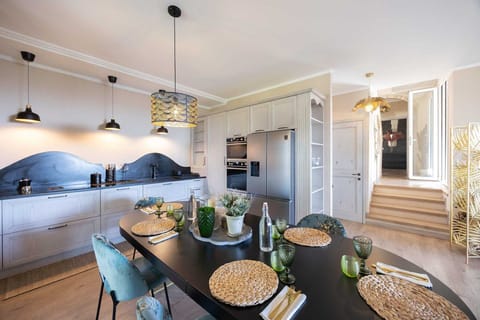 Dining Room, Kitchen