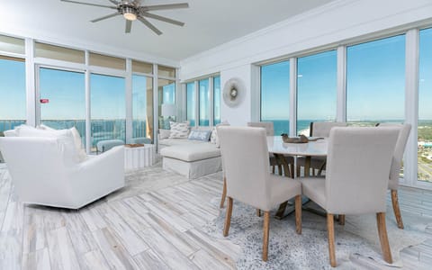 Phoenix Orange Beach 2101, Orange Beach, Alabama, beach front, 4 bedroom condominium on the 21st floor