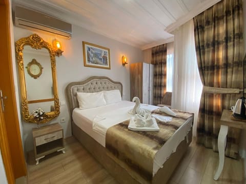Deluxe Double Room | Premium bedding, memory foam beds, minibar, in-room safe