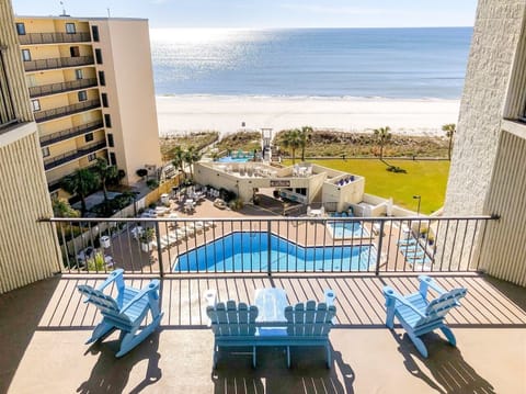 Studio, 2 Queen Beds (Top of The Gulf 306 ) | Terrace/patio