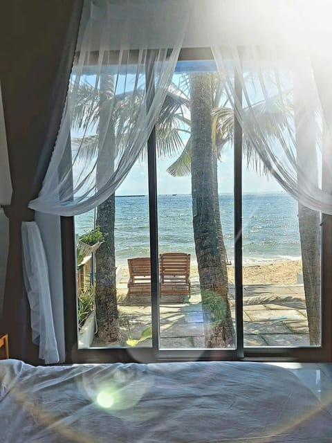 Superior Quadruple Room | Desk, blackout drapes, free WiFi, bed sheets