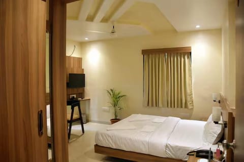 Deluxe Room, Mountain View | Free WiFi