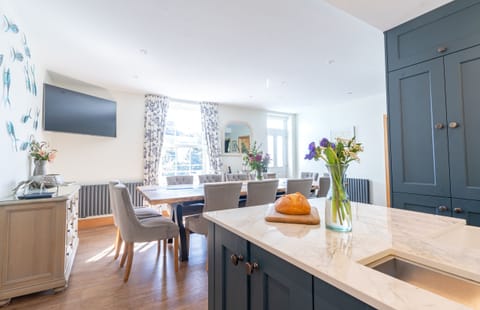 Fridge, dishwasher, electric kettle, toaster